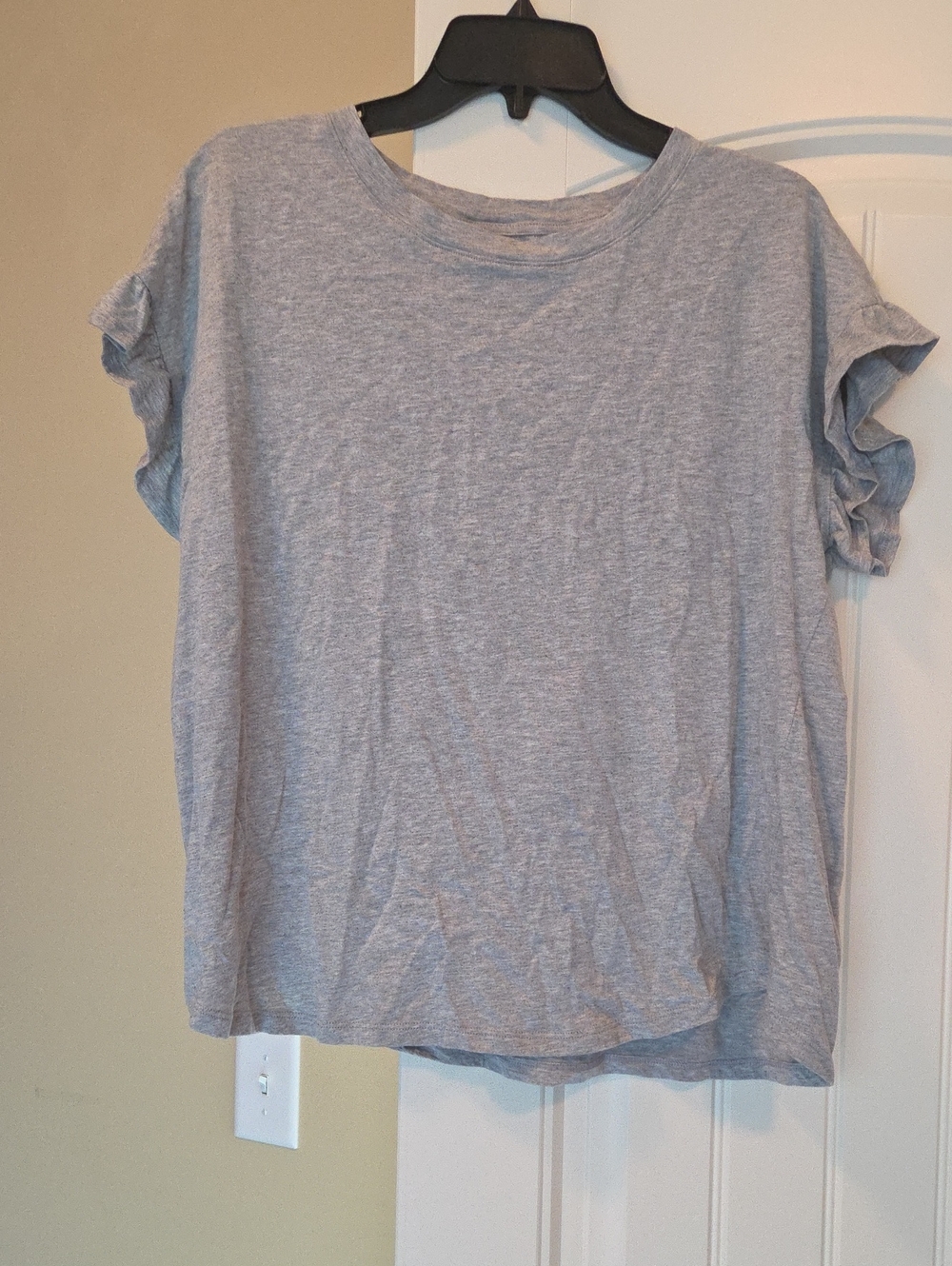 crown & ivy Heather Gray Short Sleeve Crew Tee
